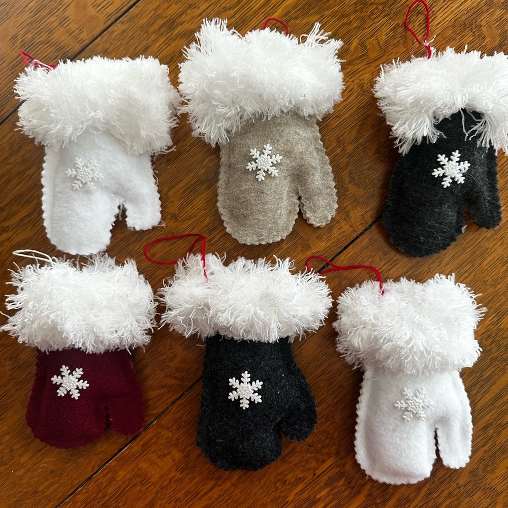 Cozy Winter Mittens Set for Kids